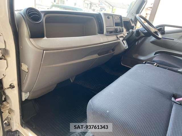 Mitsubishi CANTER 2017-09 345862-5