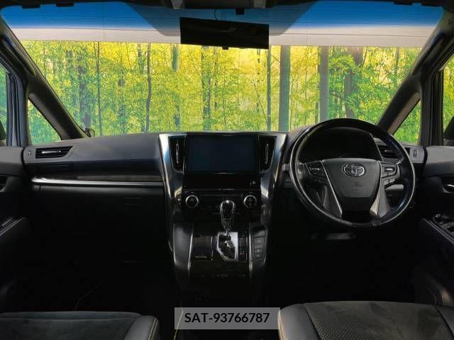 Toyota VELLFIRE 2017-07 376637-1