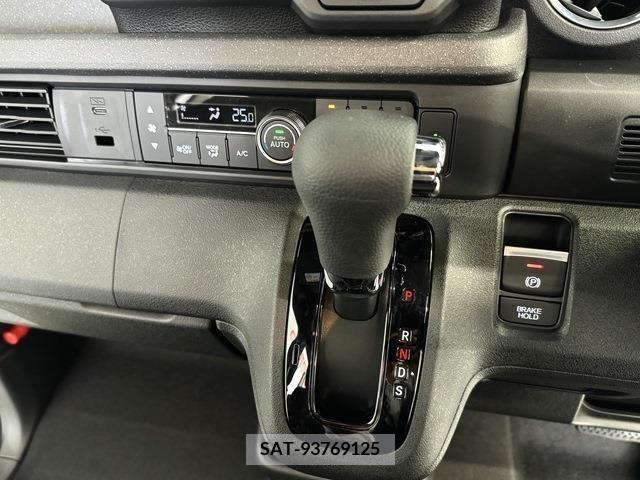 Honda N BOX CUSTOM 2023-12 392674-16