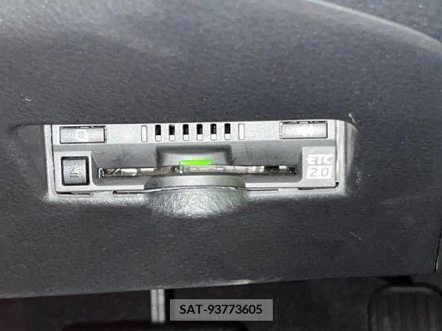 Toyota C-HR 2017-05 264195-7