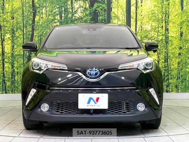 Toyota C-HR 2017-05 264195-14