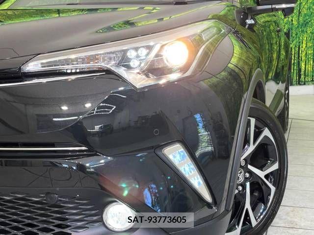 Toyota C-HR 2017-05 264195-12