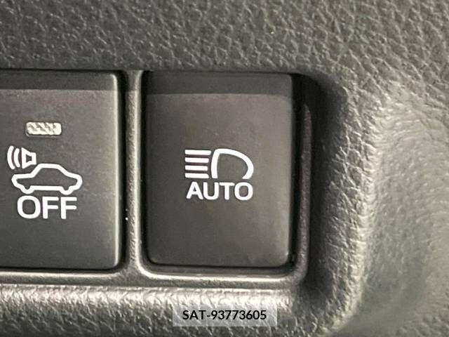 Toyota C-HR 2017-05 264195-2