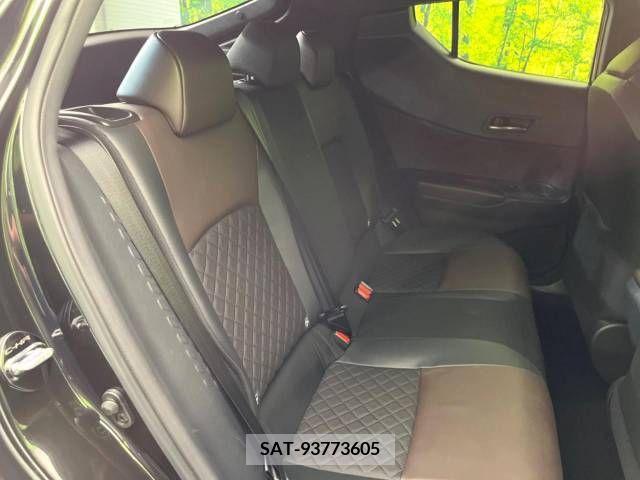 Toyota C-HR 2017-05 264195-9