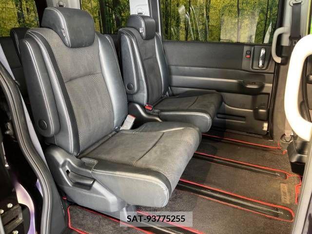 Honda STEP WGN 2014-02 324647-9