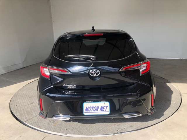 Toyota COROLLA SPORT 2018-10 19686-9