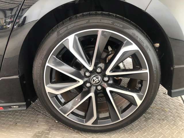 Toyota COROLLA SPORT 2018-10 19686-14