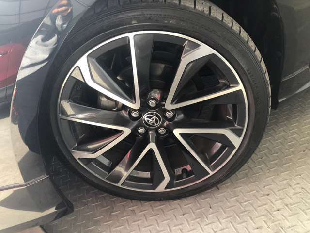 Toyota COROLLA SPORT 2018-10 19686-13