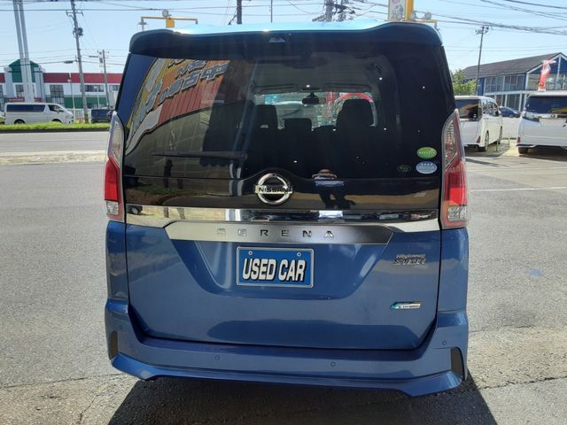 Nissan SERENA 2017-12 7217-3