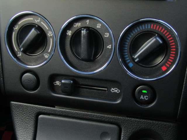 Daihatsu COPEN 2012-09 24877-17
