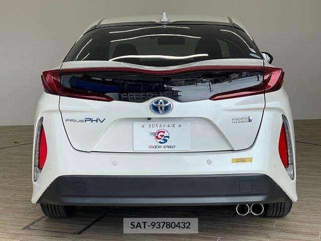 Toyota PRIUS PHV 2017-07 375850-12