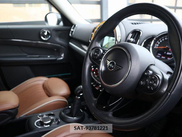 Bmw MINI 2018-08 319946-10