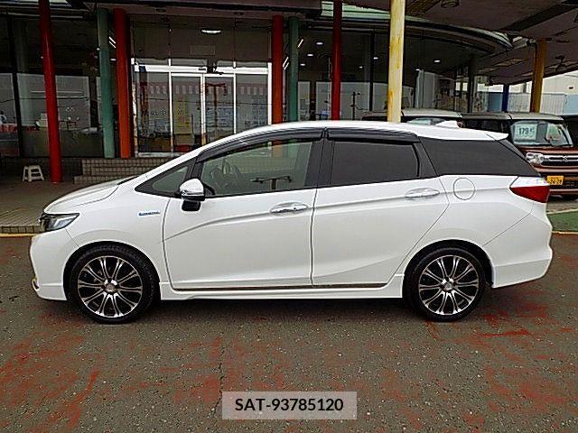Honda SHUTTLE 2017-04 284995-13