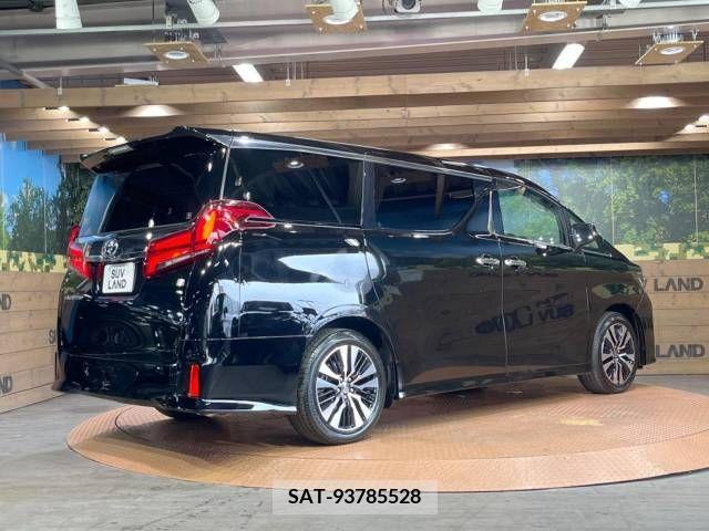 Toyota ALPHARD 2022-05 339041-18