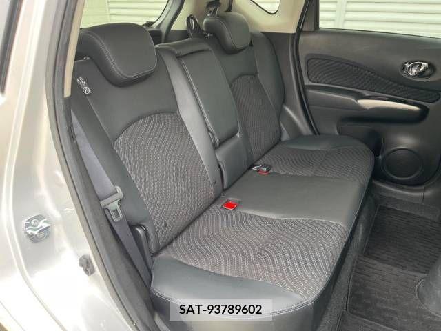Nissan NOTE 2013-12 385643-11