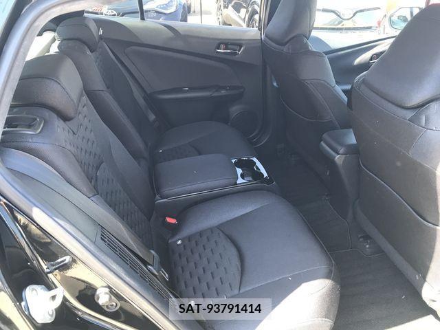 Toyota PRIUS PHV 2017-05 282546-11