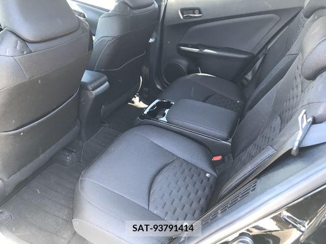 Toyota PRIUS PHV 2017-05 282546-13