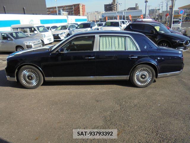 Toyota CENTURY 2018-07 294821-6