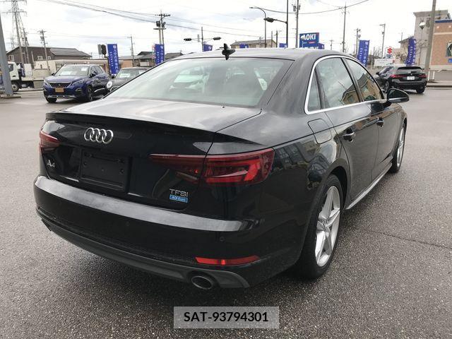 Audi A4 2018-12 222280-2