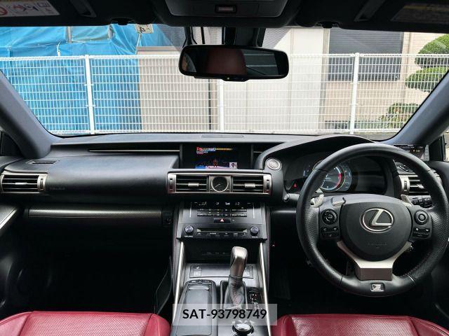 Lexus IS 2013-11 362841-8