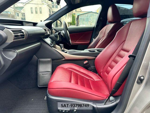 Lexus IS 2013-11 362841-10