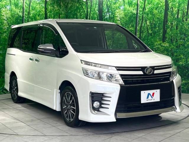 Toyota VOXY 2015-02 21316-17