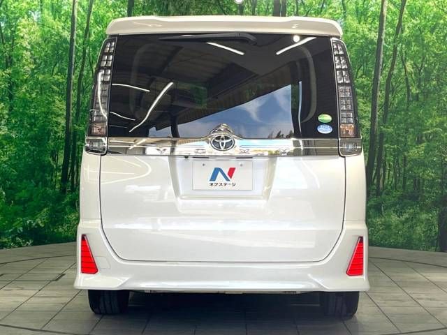 Toyota VOXY 2015-02 21316-16