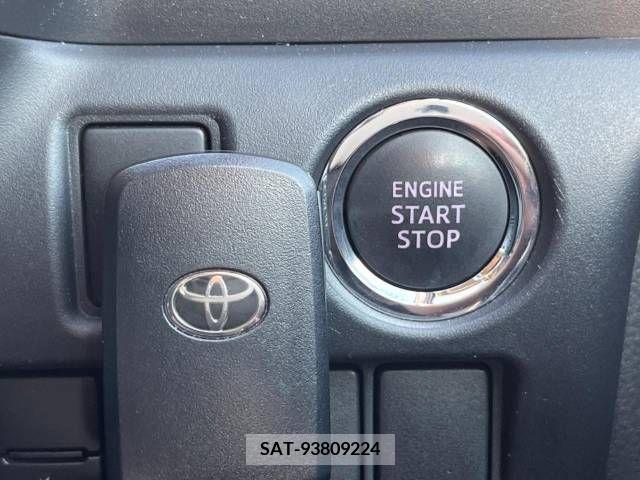 Toyota VOXY 2019-09 321657-7