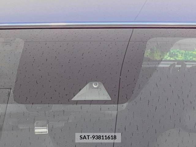 Nissan NOTE 2018-04 365439-4