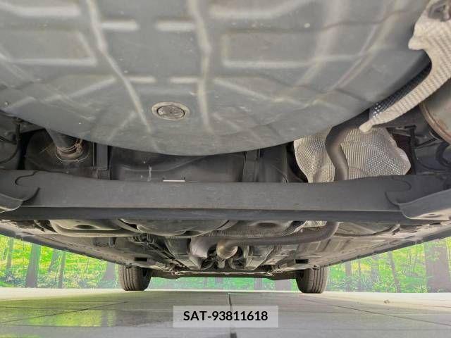 Nissan NOTE 2018-04 365439-19