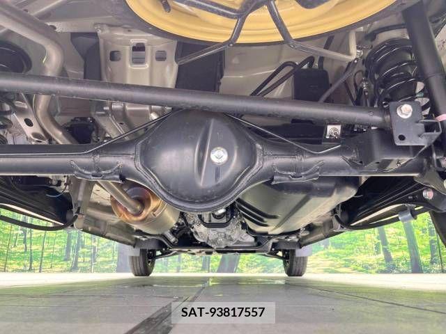Suzuki EVERY 2023-10 359914-19