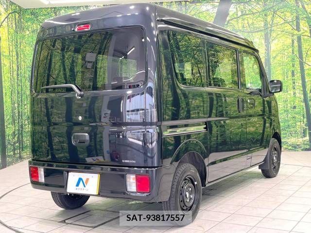 Suzuki EVERY 2023-10 359914-17