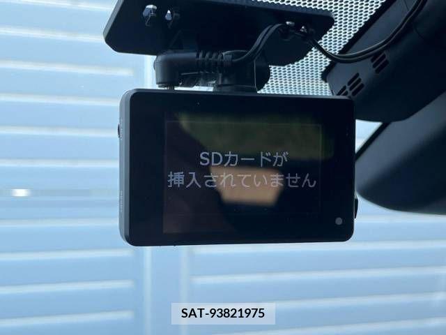 Toyota PRIUS 2017-05 393419-7