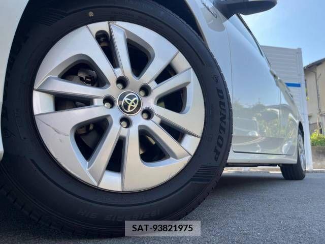 Toyota PRIUS 2017-05 393419-13