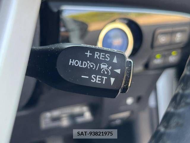 Toyota PRIUS 2017-05 393419-5