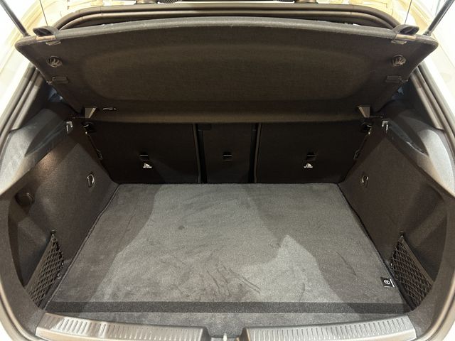 Mercedes Benz A-CLASS 2019-05 7282-9