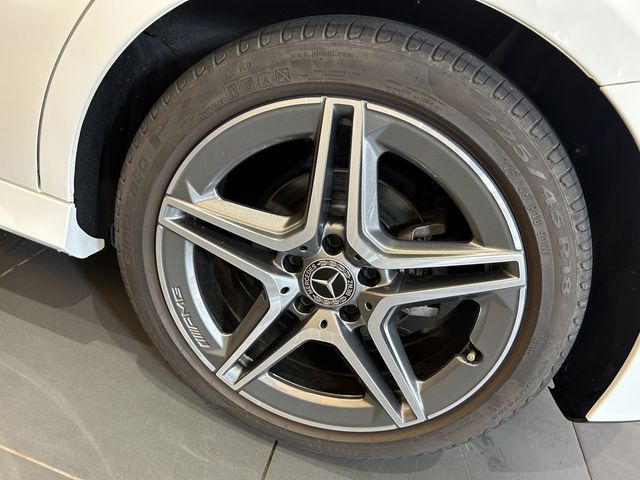 Mercedes Benz A-CLASS 2019-05 7282-4