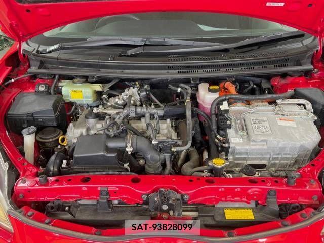 Toyota AQUA 2013-03 260586-19