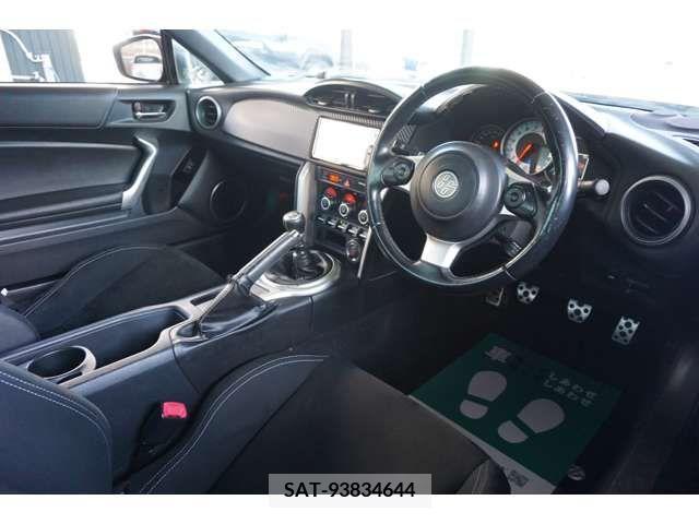 Toyota 86 2016-08 321169-9