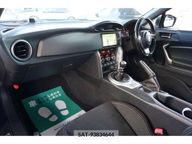 Toyota 86 2016-08 321169-16