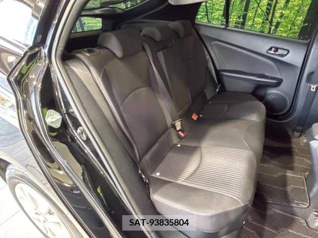 Toyota PRIUS 2017-05 341793-9
