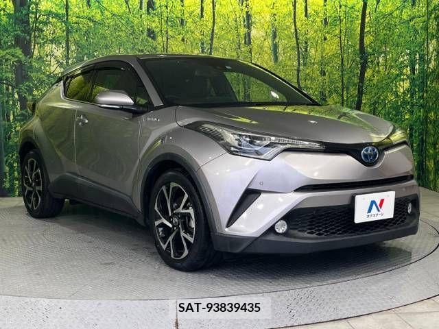 Toyota C-HR 2017-05 223337-16