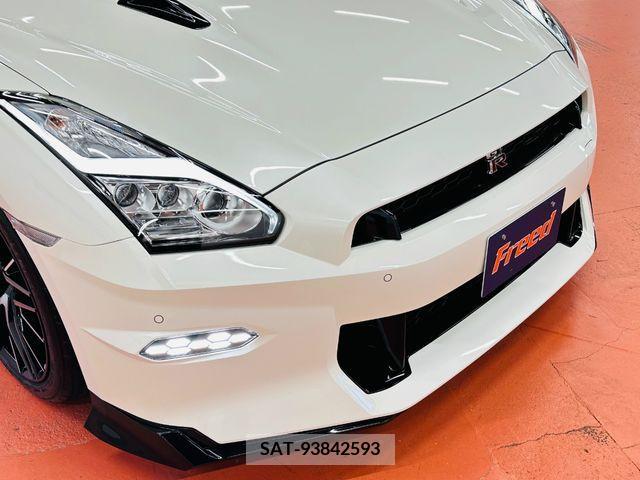 Nissan GT-R 2023-05 315023-6