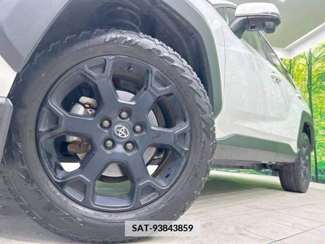 Toyota RAV4 2021-08 379568-11