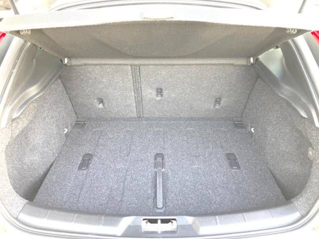 Volvo V40 2020-03 188002-13