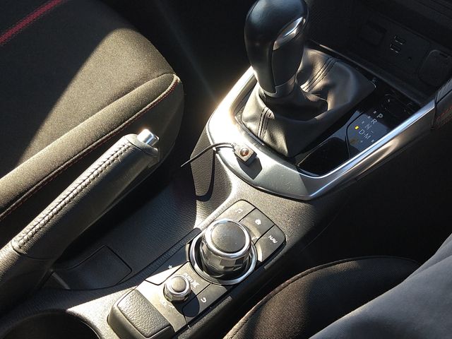 Mazda DEMIO 2015-01 13710-17