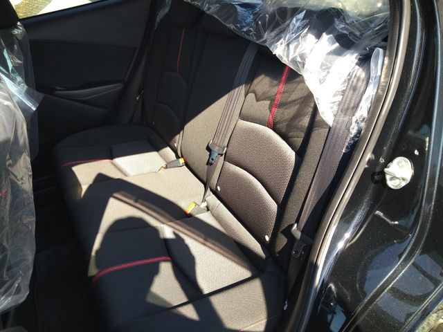 Mazda DEMIO 2015-01 13710-22