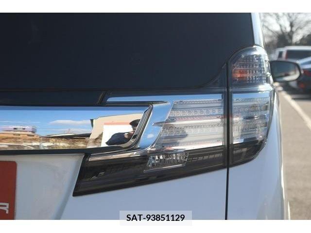 Toyota VELLFIRE 2015-12 224068-10