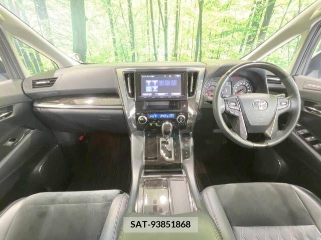 Toyota VELLFIRE 2015-06 341907-1