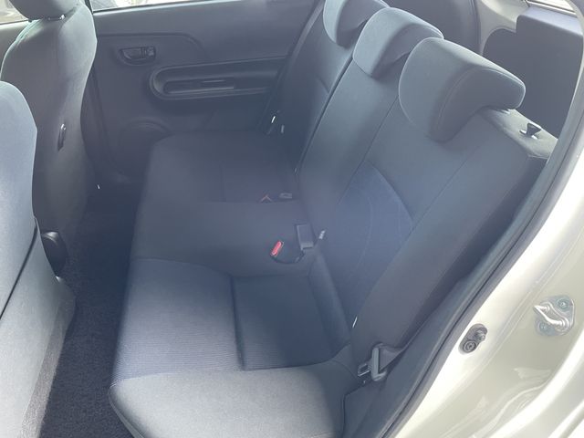 Toyota AQUA 2017-06 8510-27